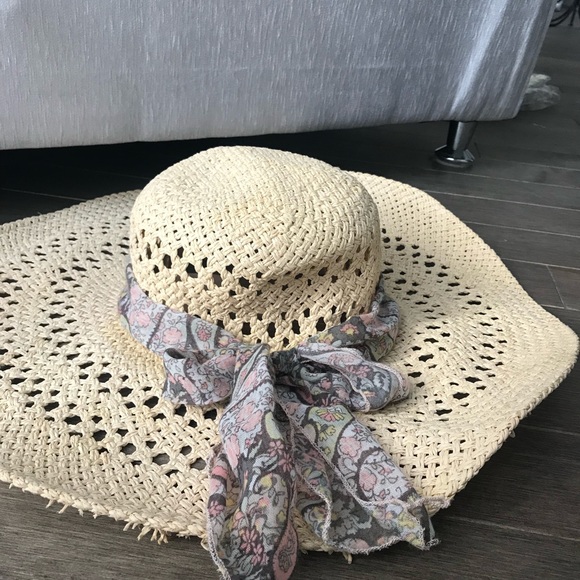 Summer hat - Picture 2 of 2